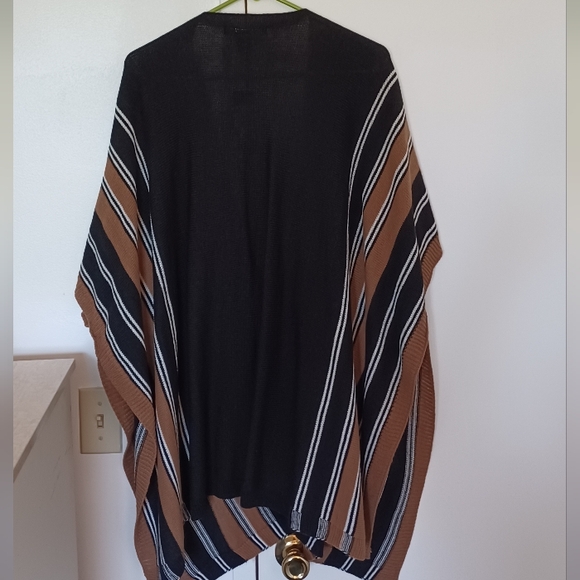 Cejon Black and Brown Striped Poncho OneSizeFitsAll NWT - Picture 2 of 6